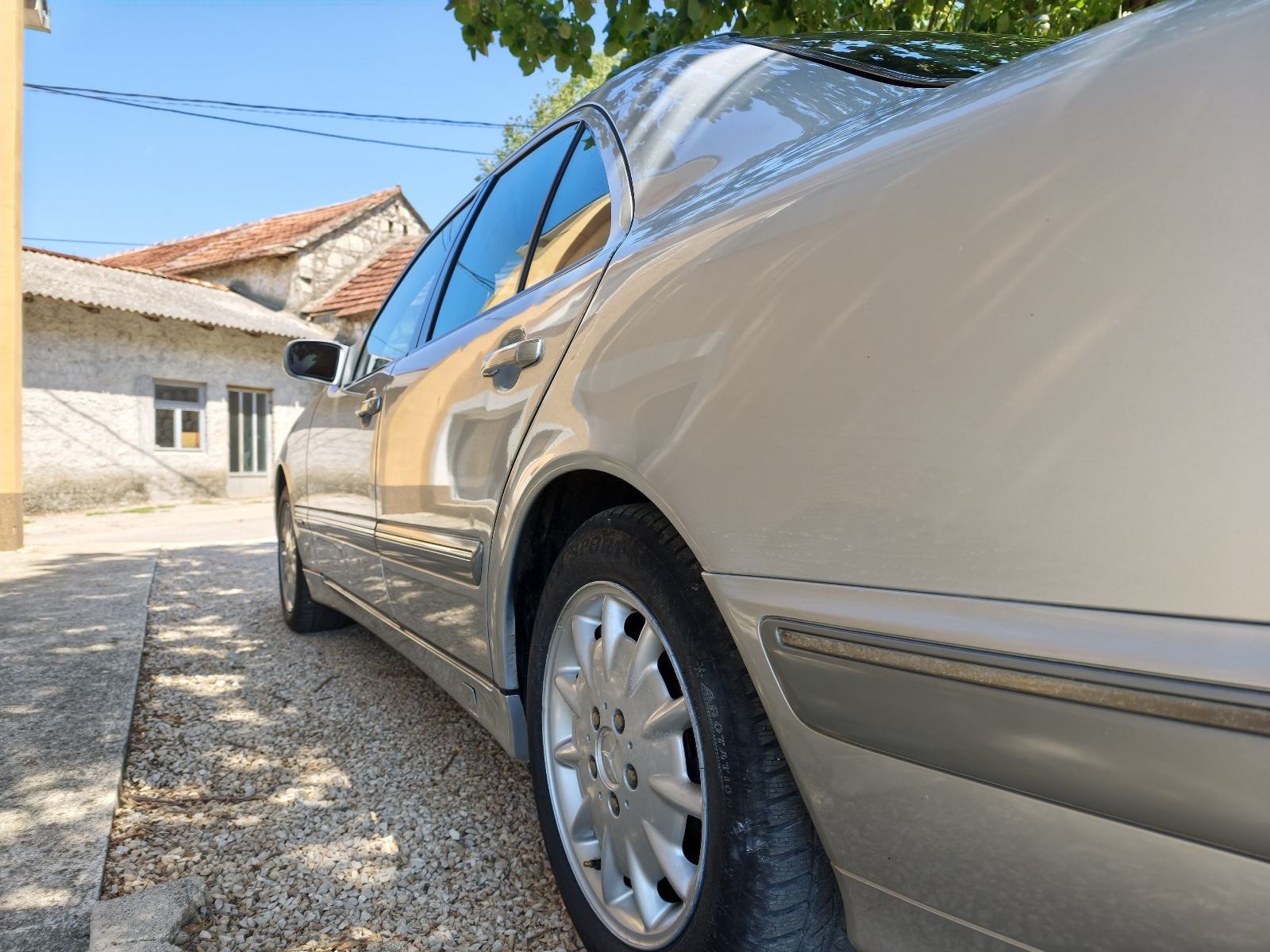 Mercedes E270 CDI facelift automatik, siber, kuka,, fotografija 8