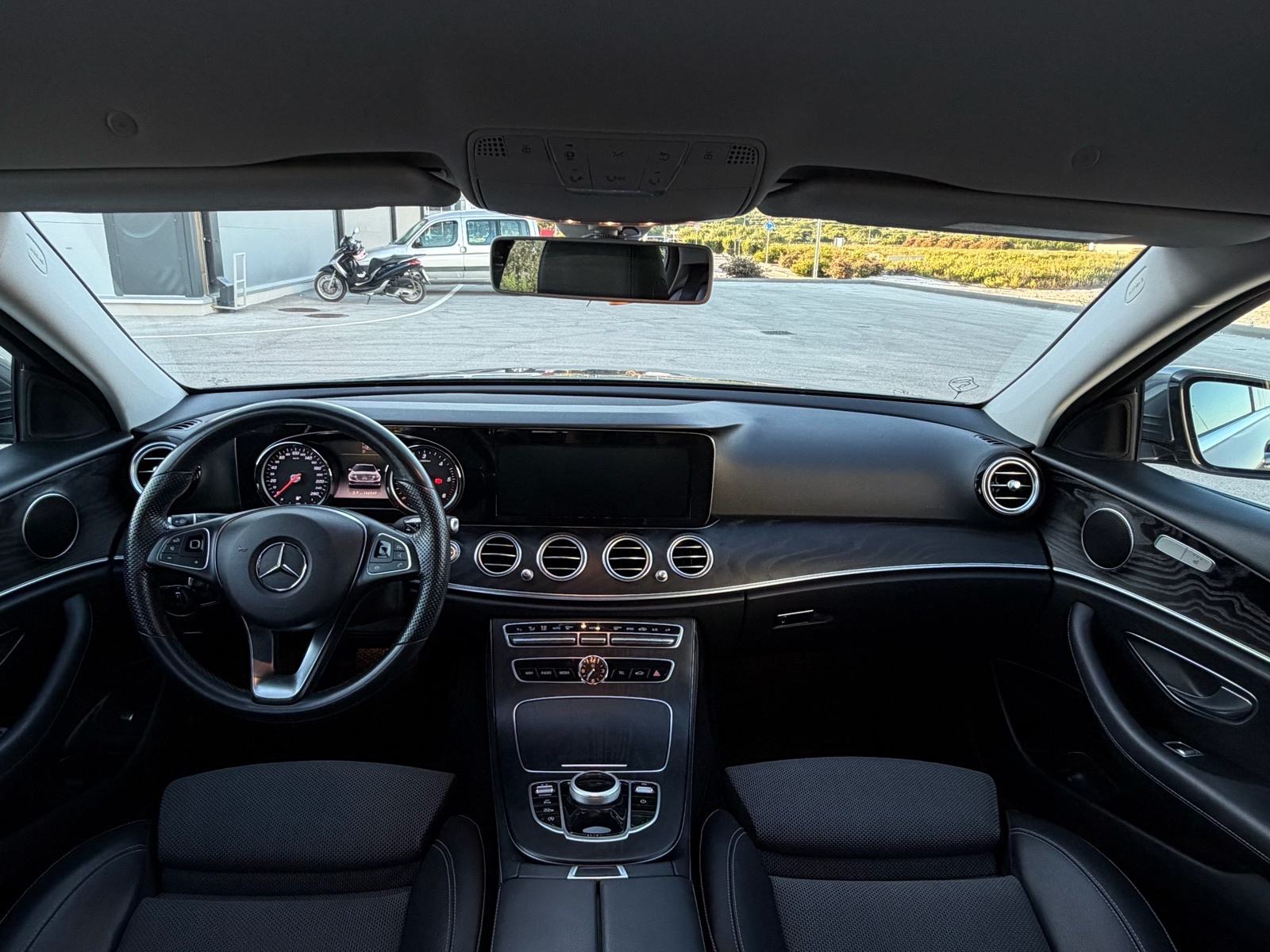 Mercedes E220D 2018 god, fotografija 18
