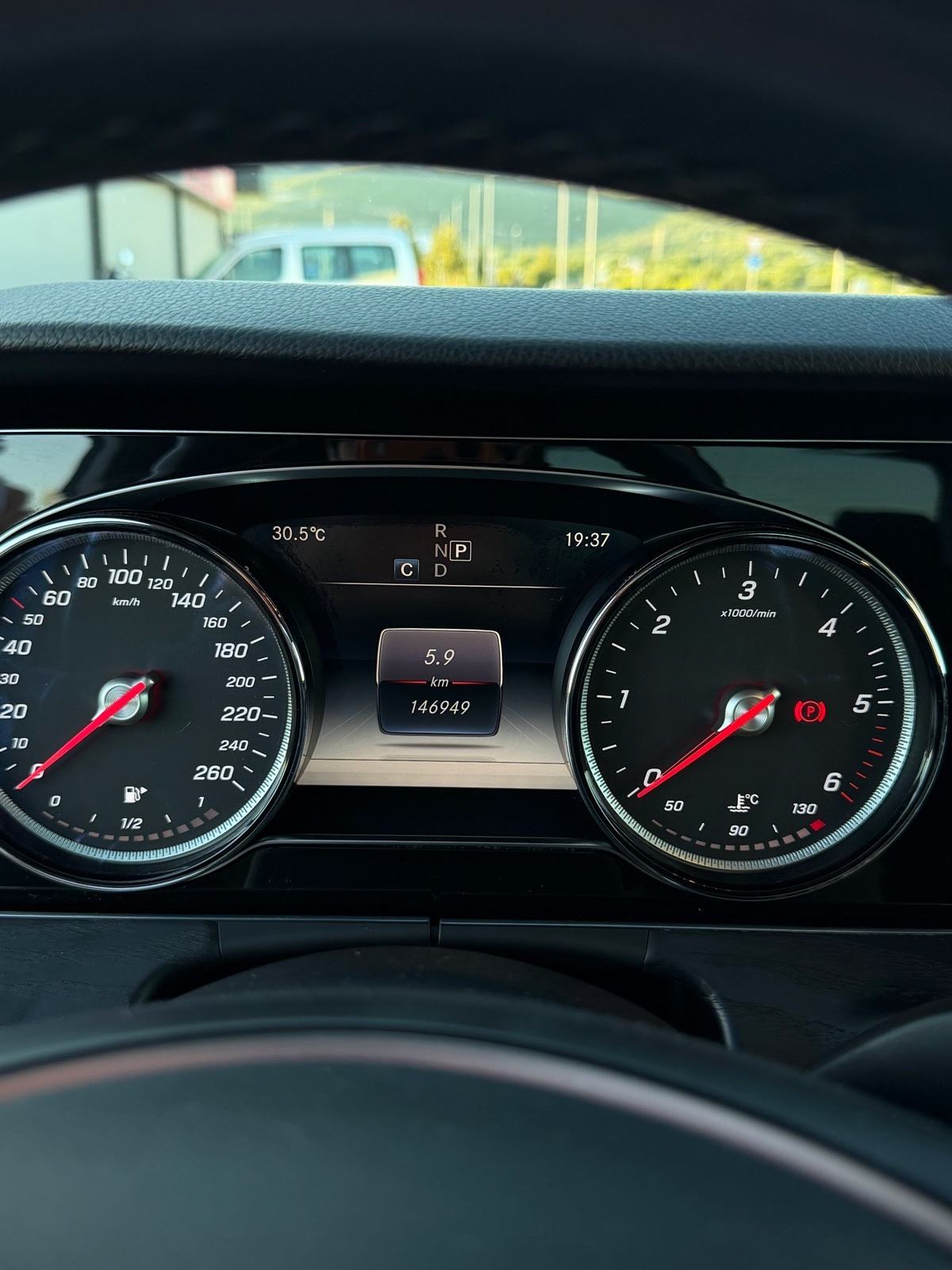 Mercedes E220D 2018 god, fotografija 19