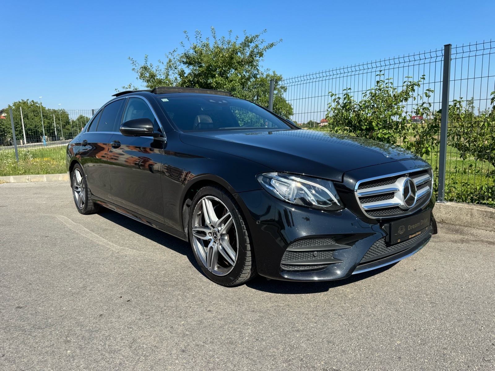 Mercedes E220d AMG, Pano, kamera 360, fotografija 2