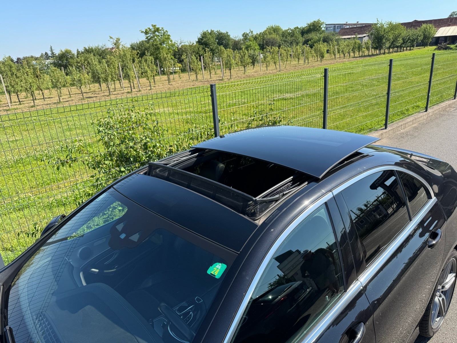 Mercedes E220d AMG, Pano, kamera 360, fotografija 5