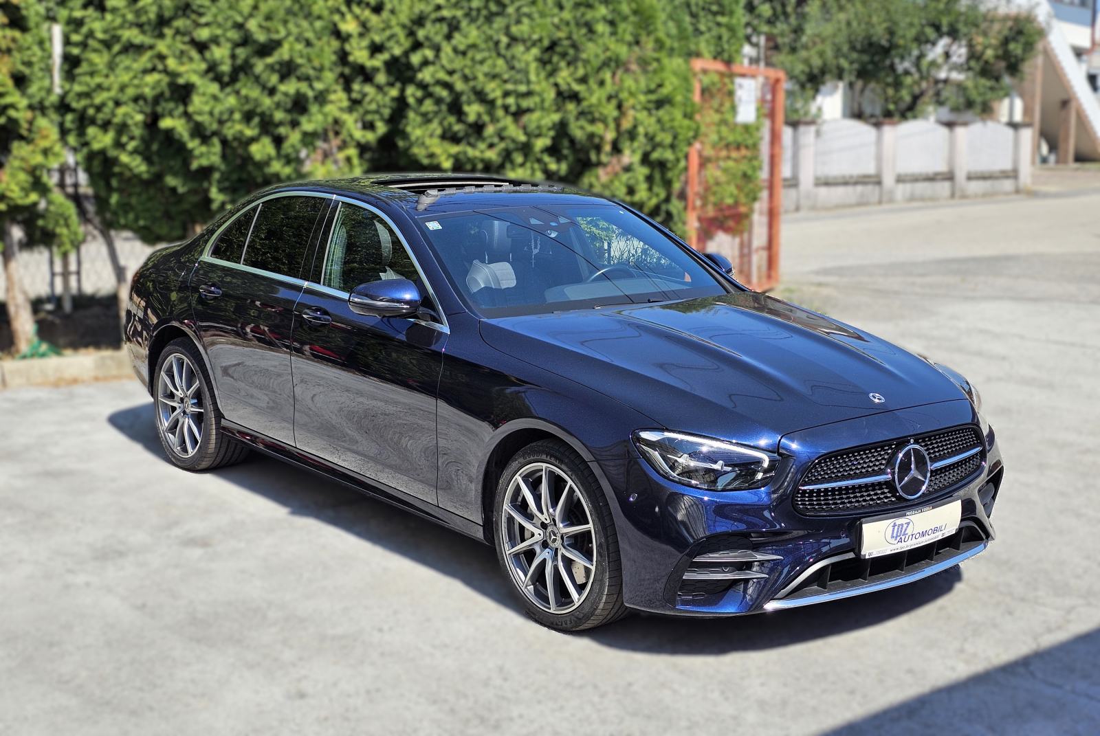 MERCEDES*E300DE*AMG*2022.G*BURMESTER*ŠIBER*360KAMERE*VIRTUAL*44900E, fotografija 3
