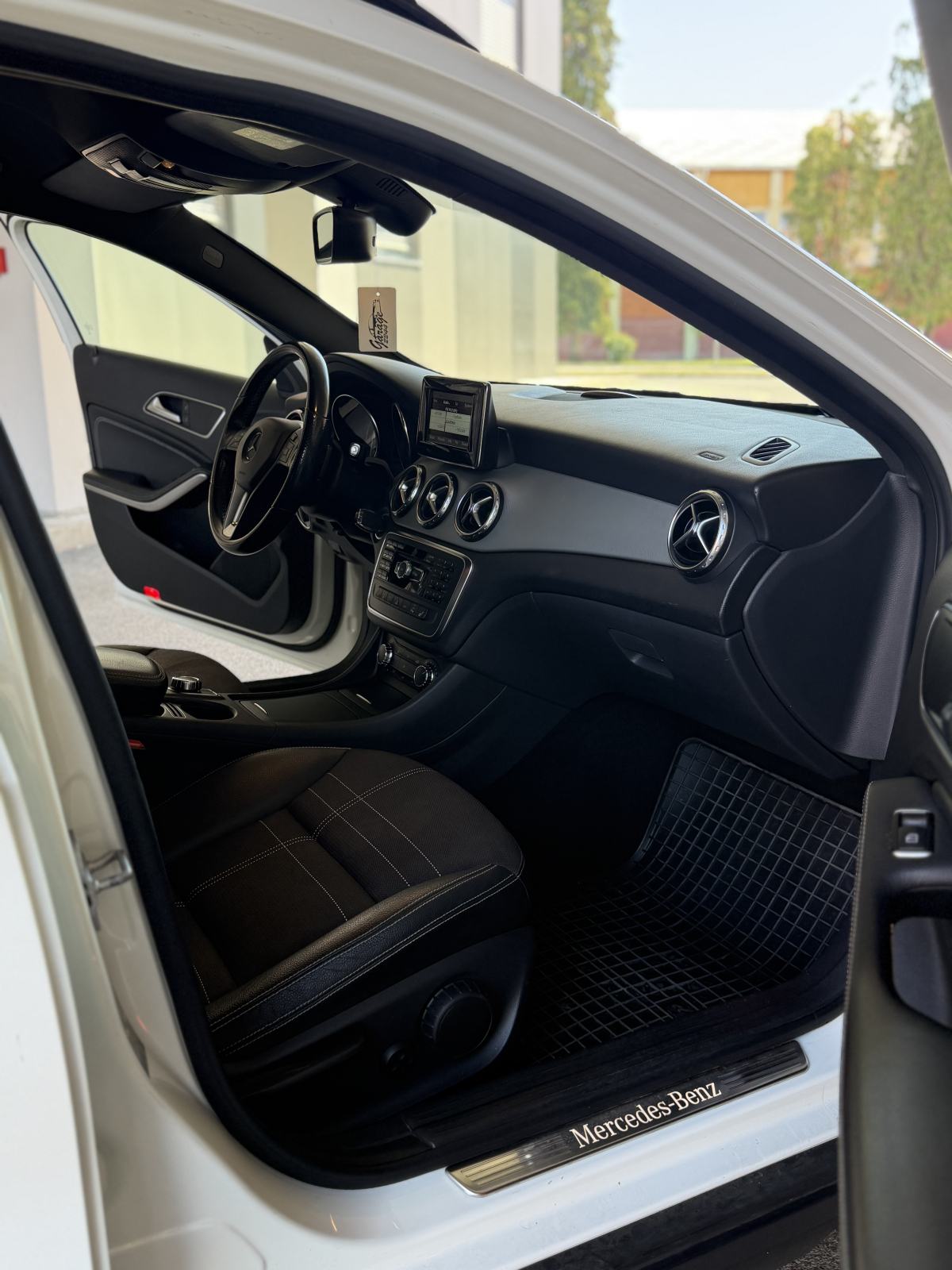 Mercedes GLA 200CDI AMG AUTOMATIC, fotografija 11