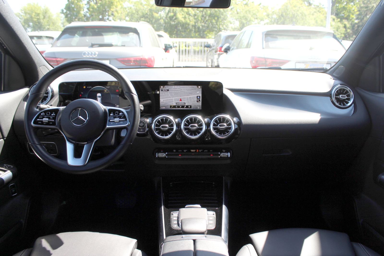 Mercedes GLA 200D AUTOMATIK, PROGRESSIVE, LED, NAVI, KOŽA, GARANCIJA, fotografija 10