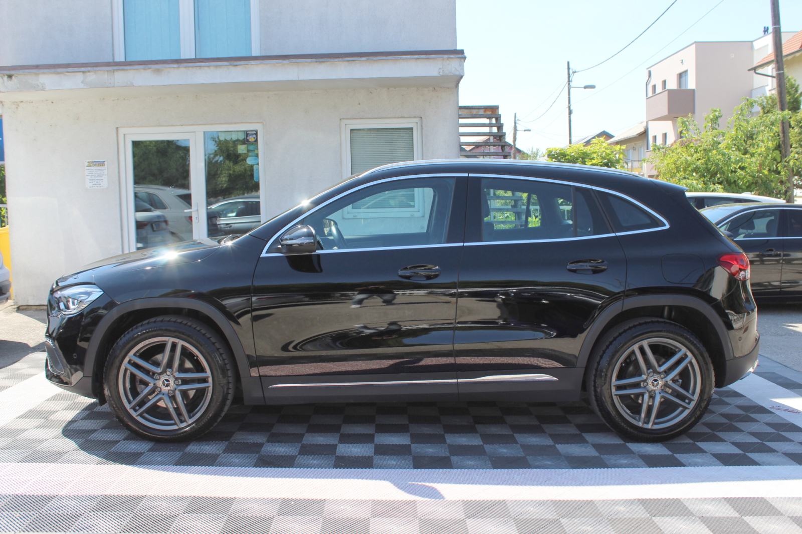 Mercedes GLA 200D AUTOMATIK, PROGRESSIVE, LED, NAVI, KOŽA, GARANCIJA, fotografija 4