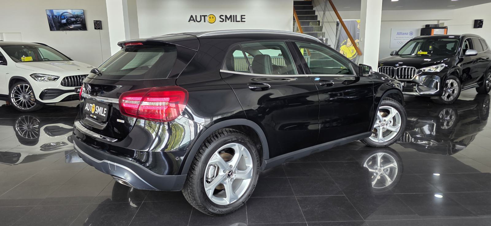 Mercedes GLA 200d, F1 AUT, FULL LED, EL. PANO, NAVI, 2XPDC, TEMP.., fotografija 7