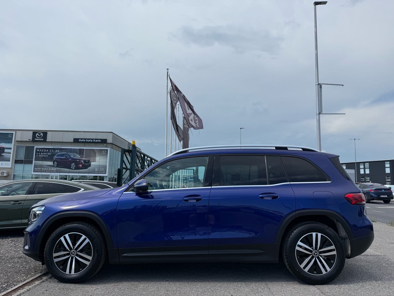 Mercedes GLB 200 AUTOMATIK °WIDESCREEN°KOŽA°LEASING BEZ UČEŠĆA°, fotografija 4
