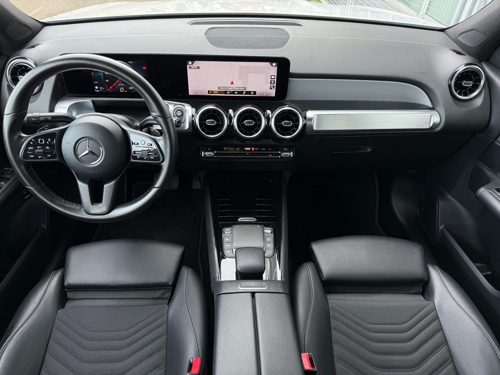 Mercedes GLB 200D AUTOMATIK °VELIKA NAVI°KAMERA°LEASING BEZ UČEŠĆA°, fotografija 12