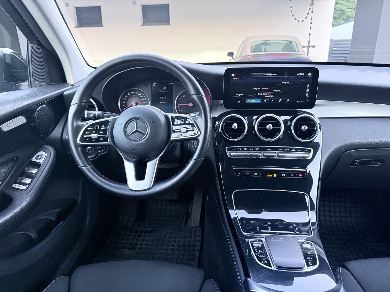 MercedesGLC 200 4MATIC, REG DO 2/27, 153tkm SERVISNA, U SUSTAVU PDV-a,, fotografija 10