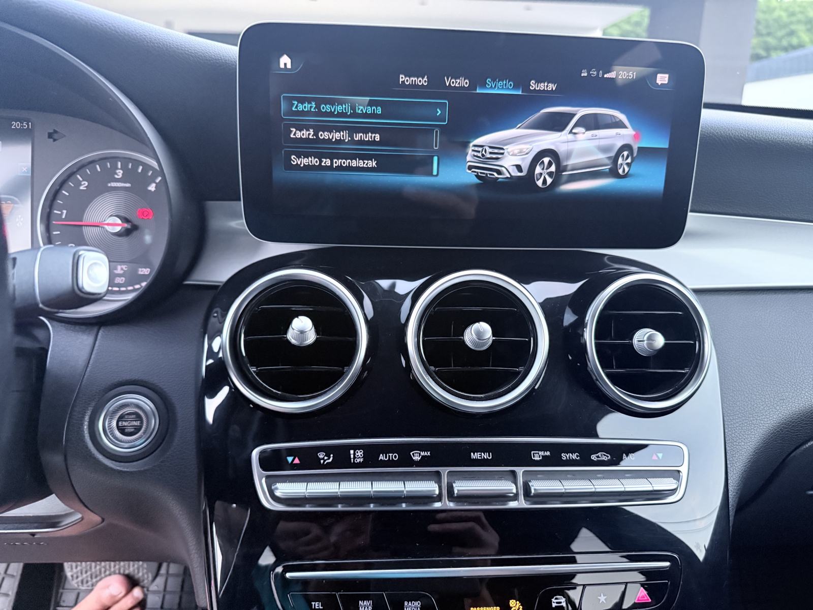 MercedesGLC 200 4MATIC, REG DO 2/27, 153tkm SERVISNA, U SUSTAVU PDV-a,, fotografija 15