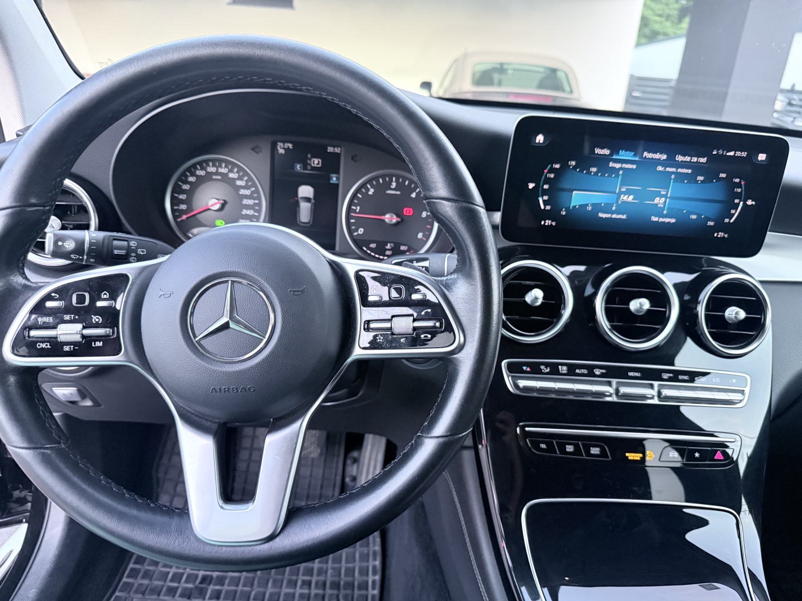 MercedesGLC 200 4MATIC, REG DO 2/27, 153tkm SERVISNA, U SUSTAVU PDV-a,, fotografija 17