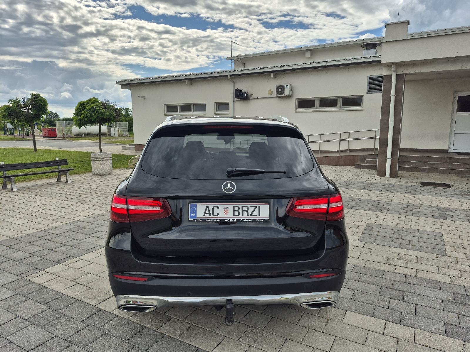 Mercedes GLC 220 d 4MATIC Ambient, kamera,mrtvi kut,kuka,9G,Keyless, fotografija 16