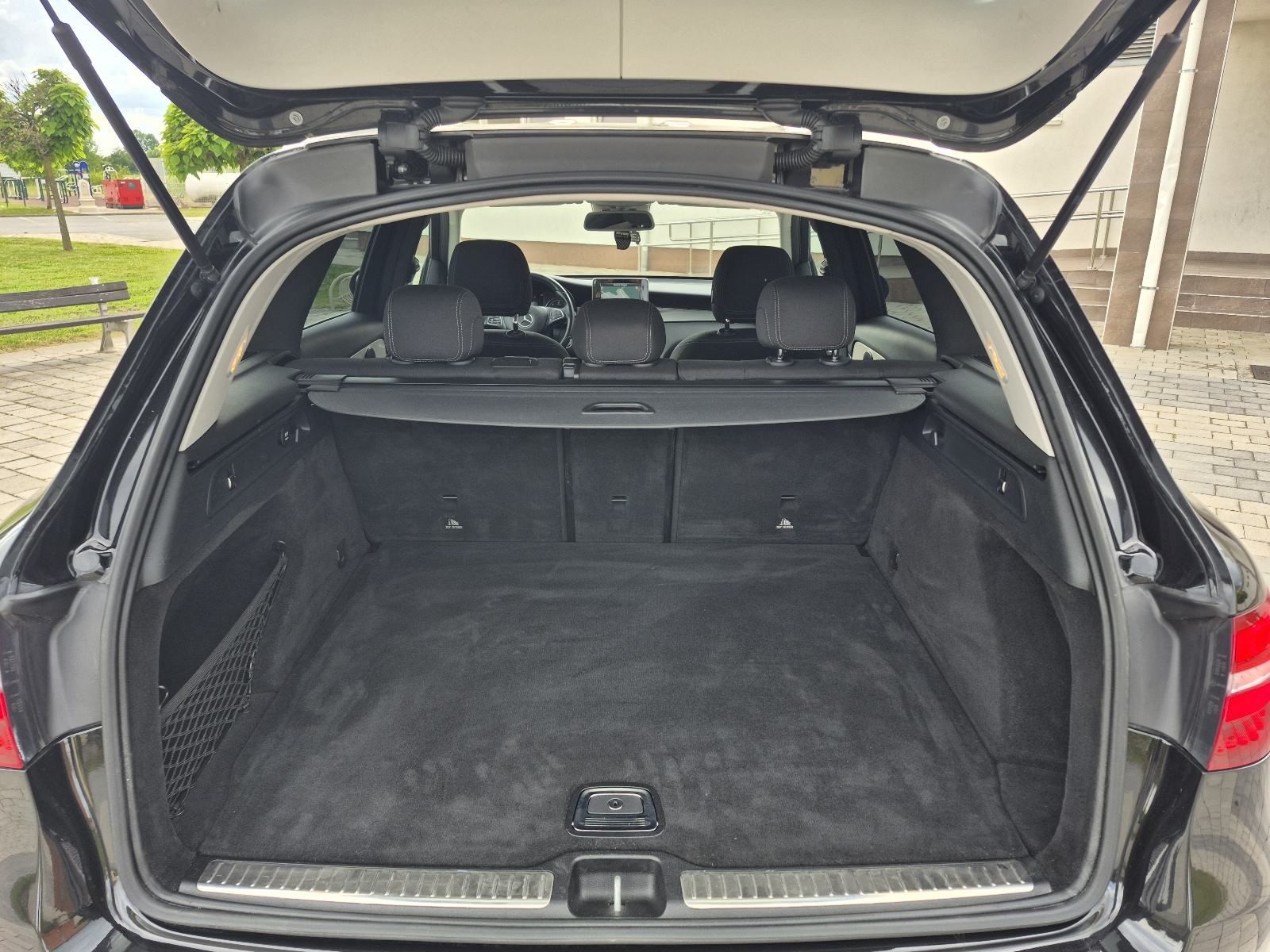 Mercedes GLC 220 d 4MATIC Ambient, kamera,mrtvi kut,kuka,9G,Keyless, fotografija 20