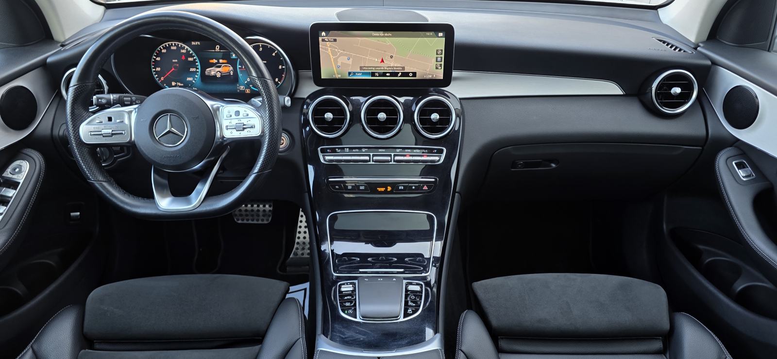 Mercedes GLC220d 4MATIC, AMG LINE, EL. PANO, FULL LED, VIRTUAL,U PDV-u, fotografija 16