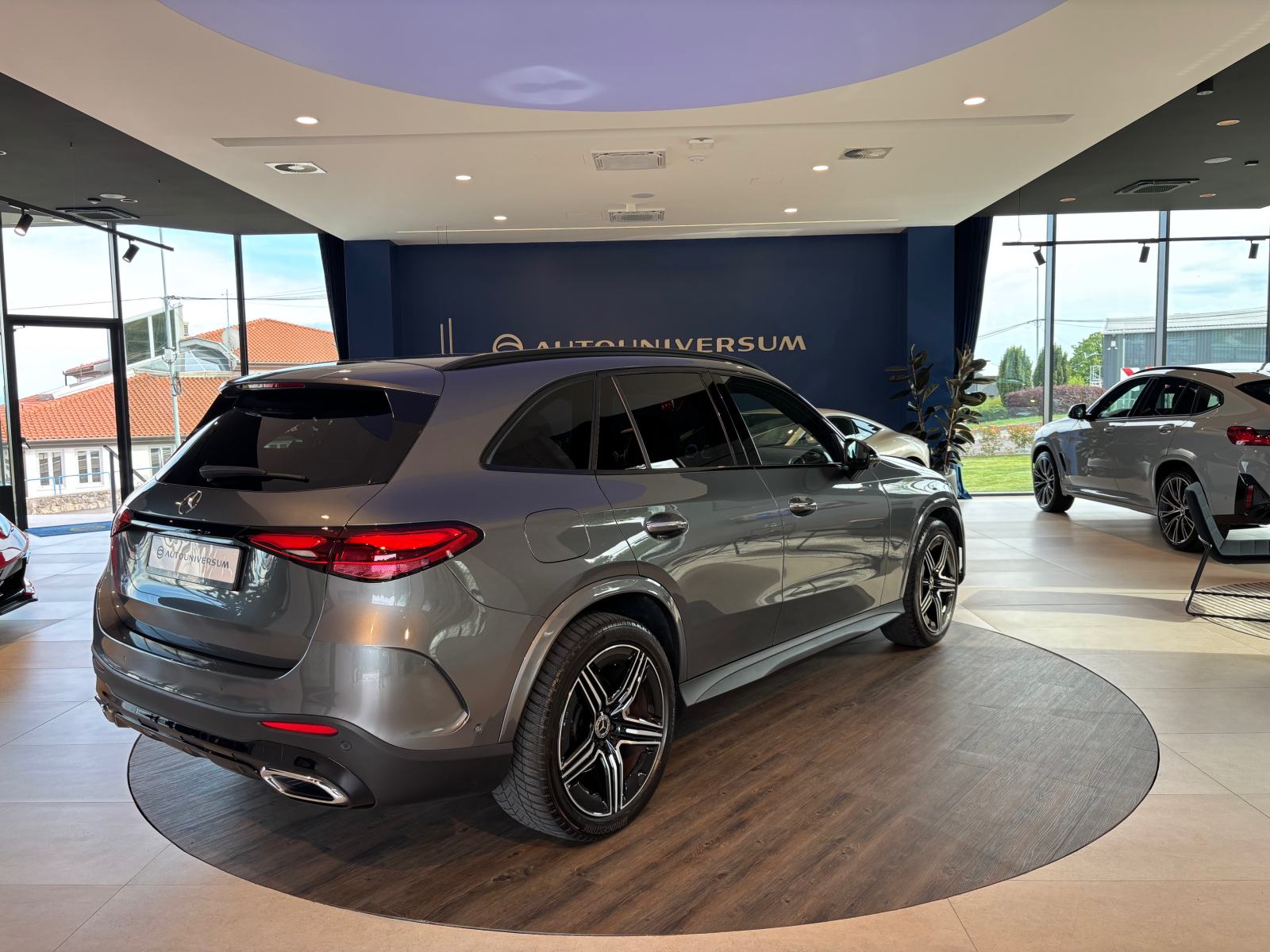 Mercedes GLC 220d 4Matic AMG - Digital Light, kamera 360°, alu 20", pogled izvana - slika 4