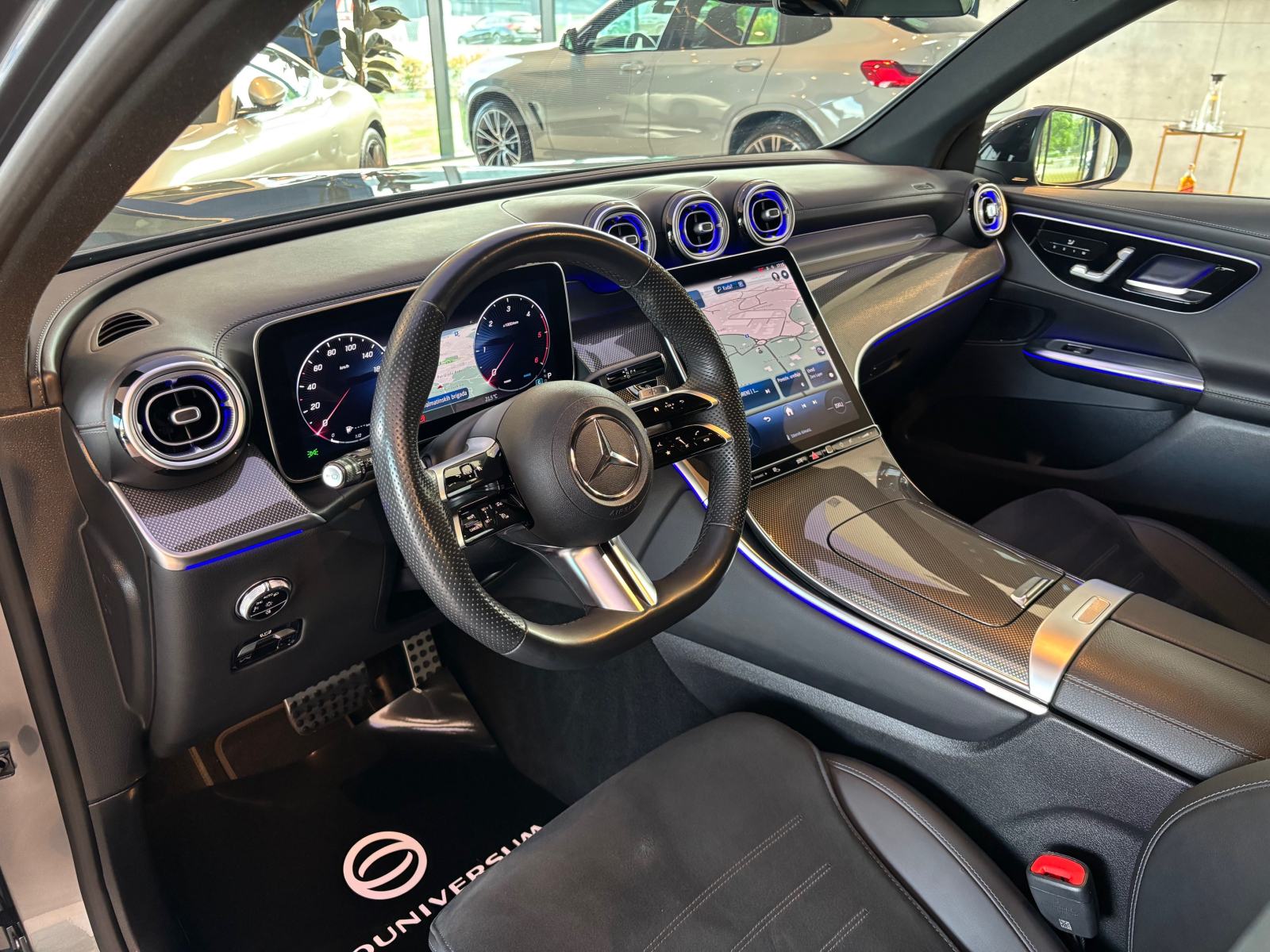Mercedes GLC 220d 4Matic AMG - Digital Light, kamera 360°, alu 20", fotografija 7