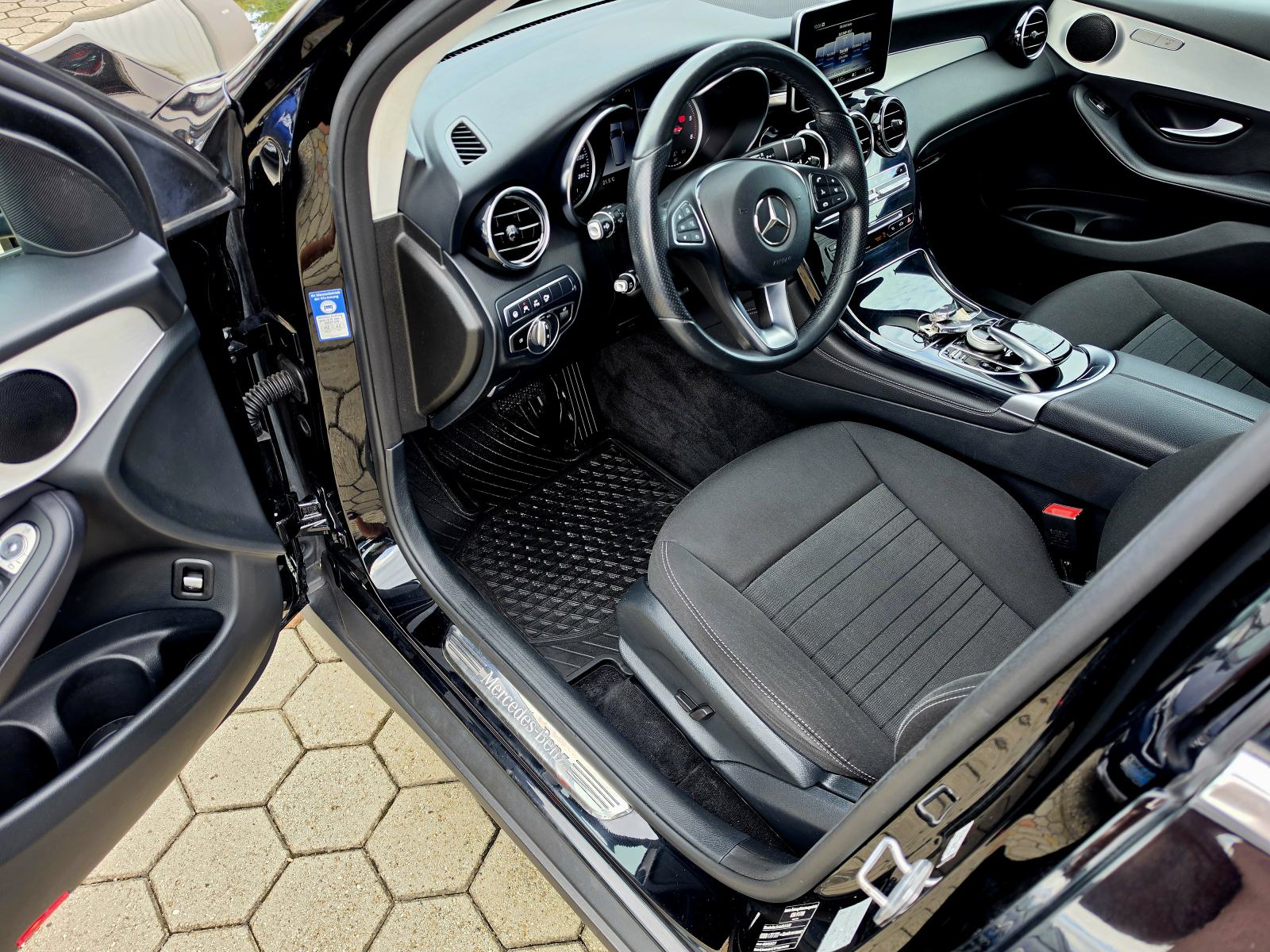 Mercedes-GLC 250 d,,4 MATIC,,SERVISNA,,168113KM, fotografija 14