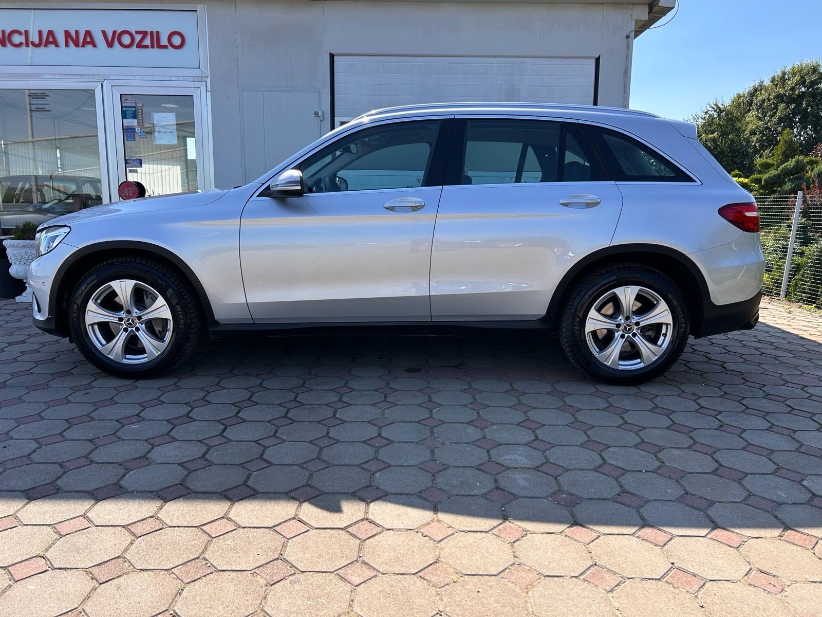 Mercedes GLC 250 d 4MATIC 2018.,KAMERA, NAVI, LED, PARK SENZ, ALU18, fotografija 4