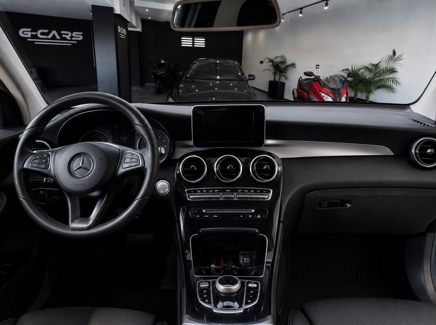Mercedes GLC 250d 4Matic 9G-AUTOMATIK—Mod 2018—EXCLUSIVE NIGHT—LED ILS, fotografija 11