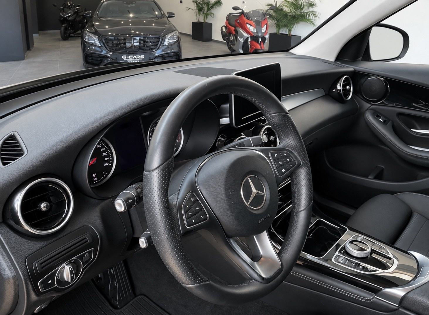 Mercedes GLC 250d 4Matic 9G-AUTOMATIK—Mod 2018—EXCLUSIVE NIGHT—LED ILS, fotografija 16