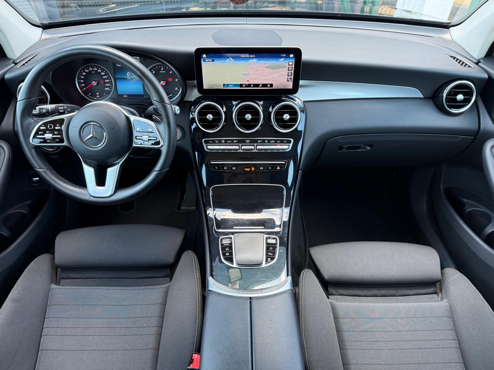Mercedes GLC 300de 4MATIC °VELIKI NAVIGACIJA°KAMERA°LEASING BEZ UČEŠĆA, fotografija 9