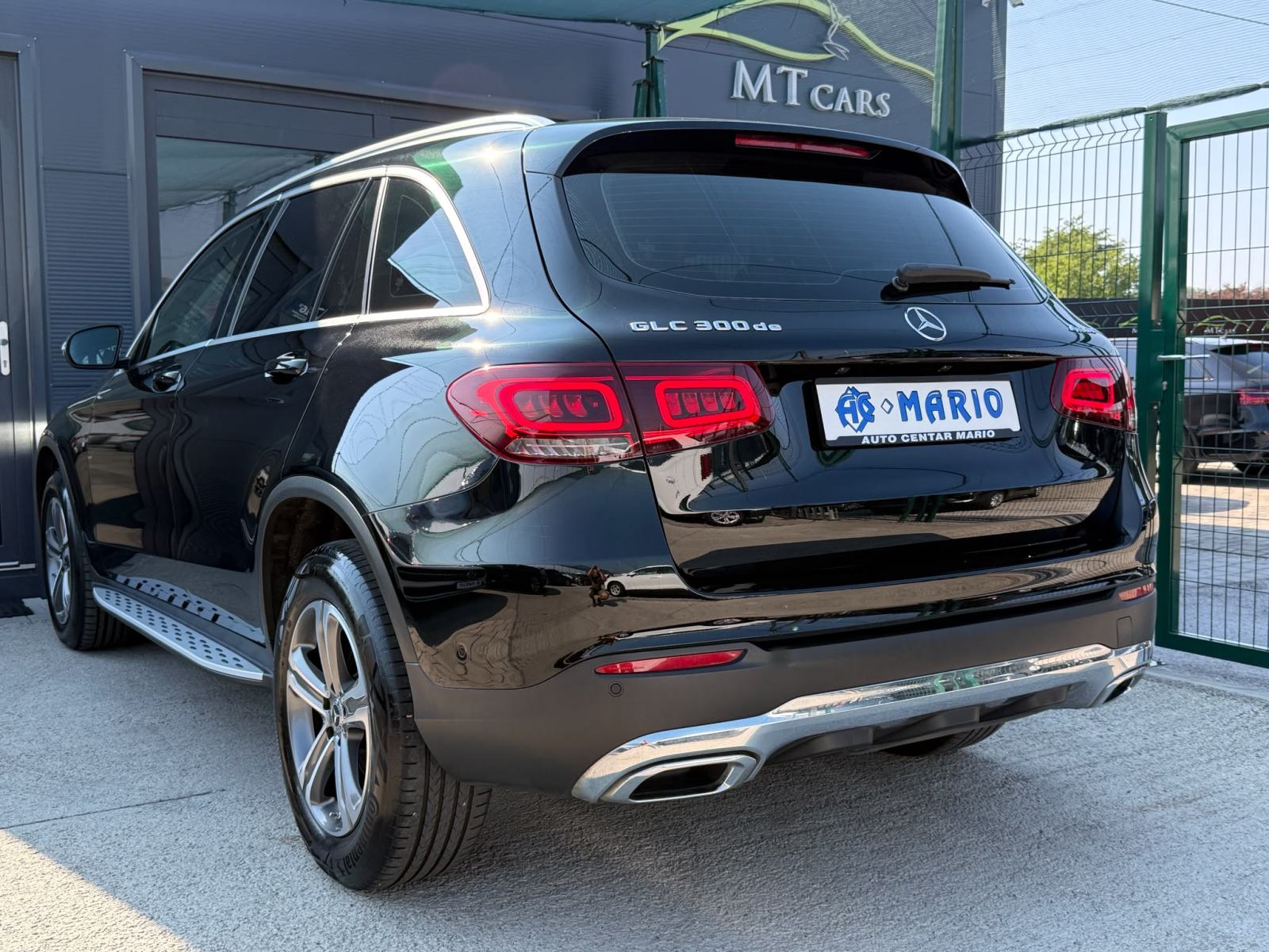 Mercedes GLC 300de 4MATIC °VELIKI NAVIGACIJA°KAMERA°LEASING BEZ UČEŠĆA, fotografija 7