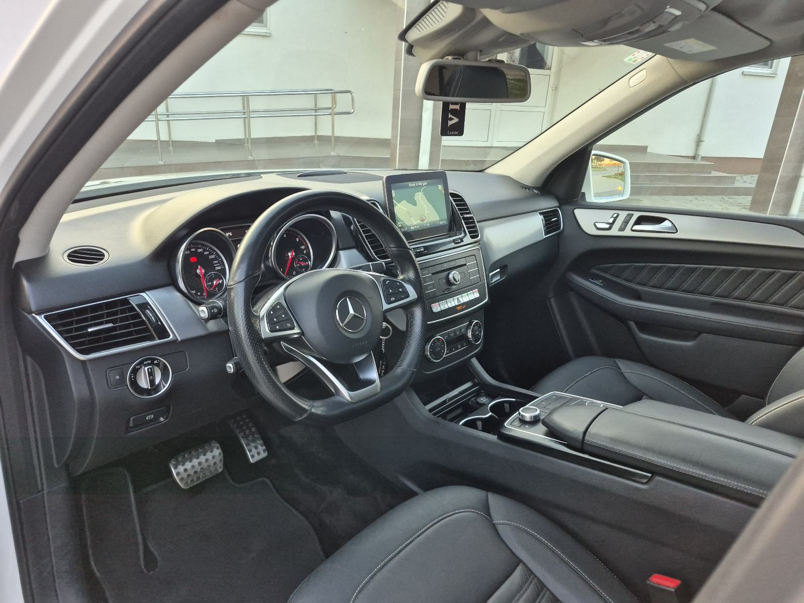 Mercedes GLE 250d 4MATIC 9G,AMG line,panorama,Full LED,kuka,kamere360, fotografija 14