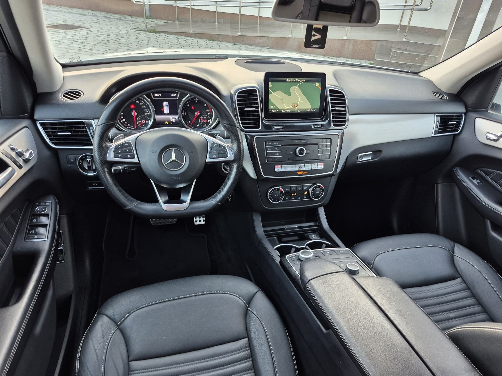 Mercedes GLE 250d 4MATIC 9G,AMG line,panorama,Full LED,kuka,kamere360, fotografija 16