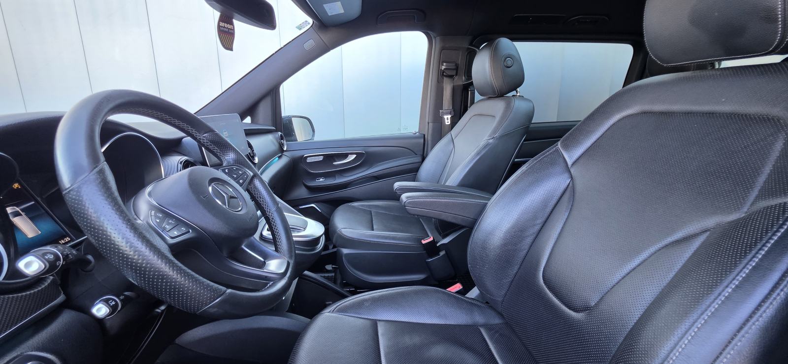 Mercedes V300CDI 4MATIC, AUT., AMG-LINE, FULL LED, EL. PANO, U PDV-u., fotografija 13