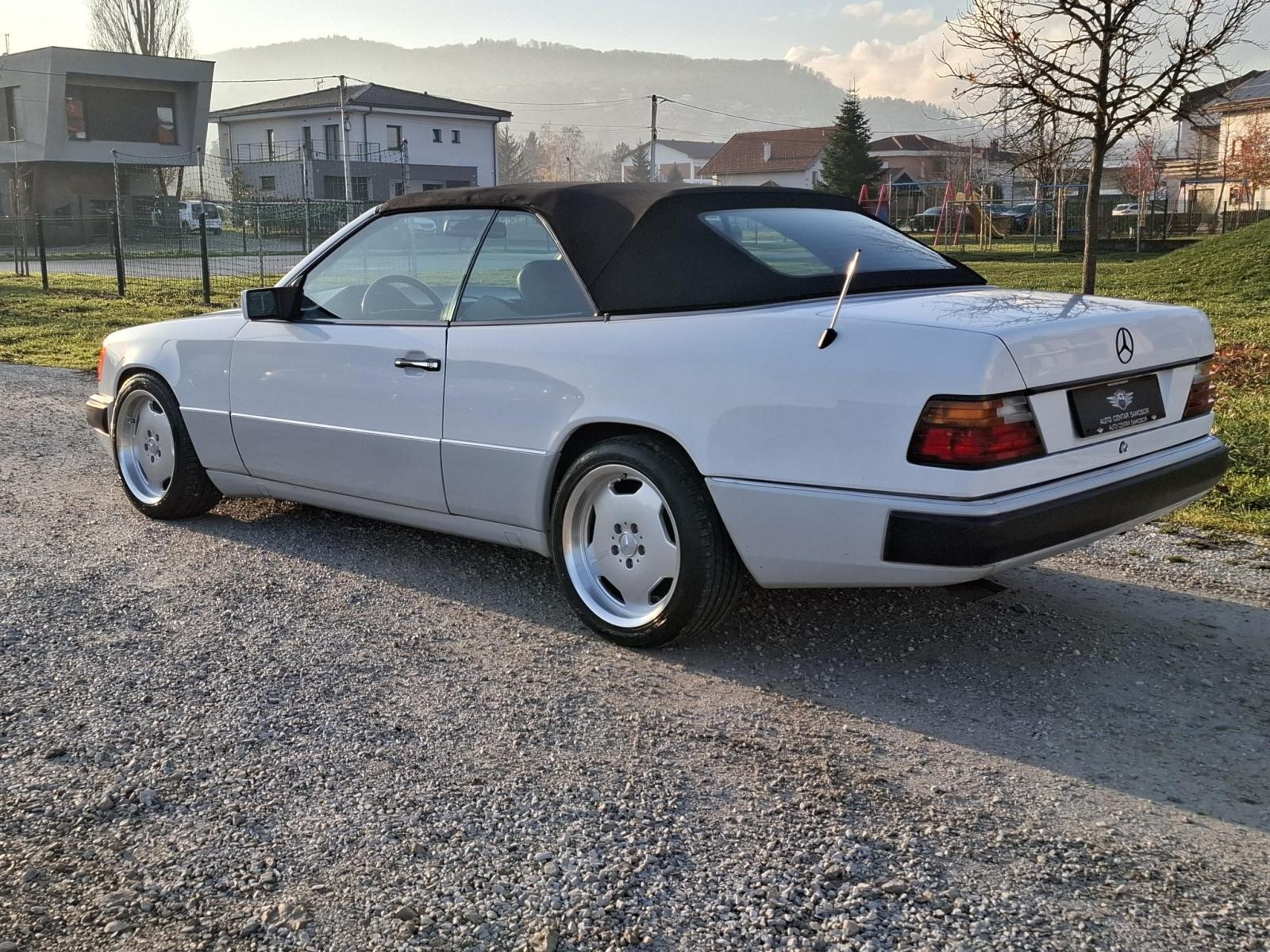 Mercedes W124 E300-24V Cabrio ++rata199,00EUR/mj.-KREDIT-KARTICE++, fotografija 6