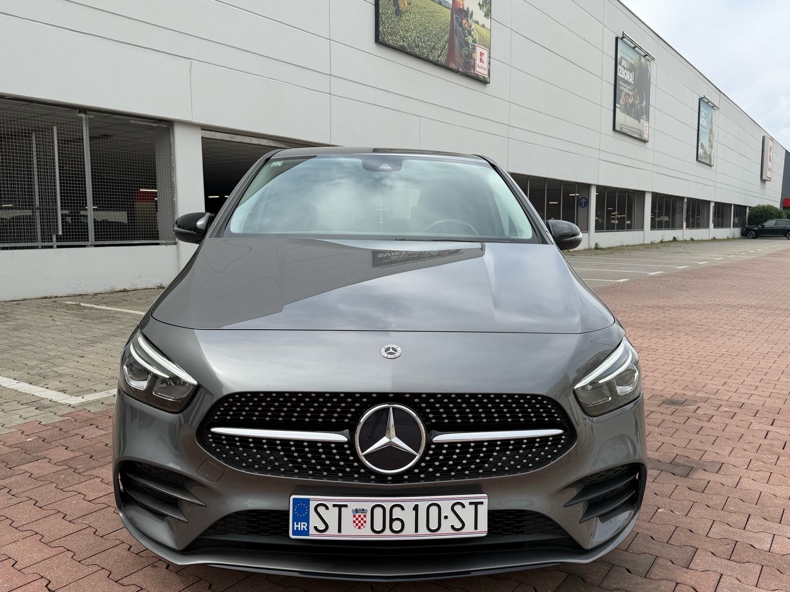 MERCEDES B 200 d FULL AMG ❗️49500 KM ❗️MODEL 2022 g TOP STANJE NOVO, pogled izvana - slika 5