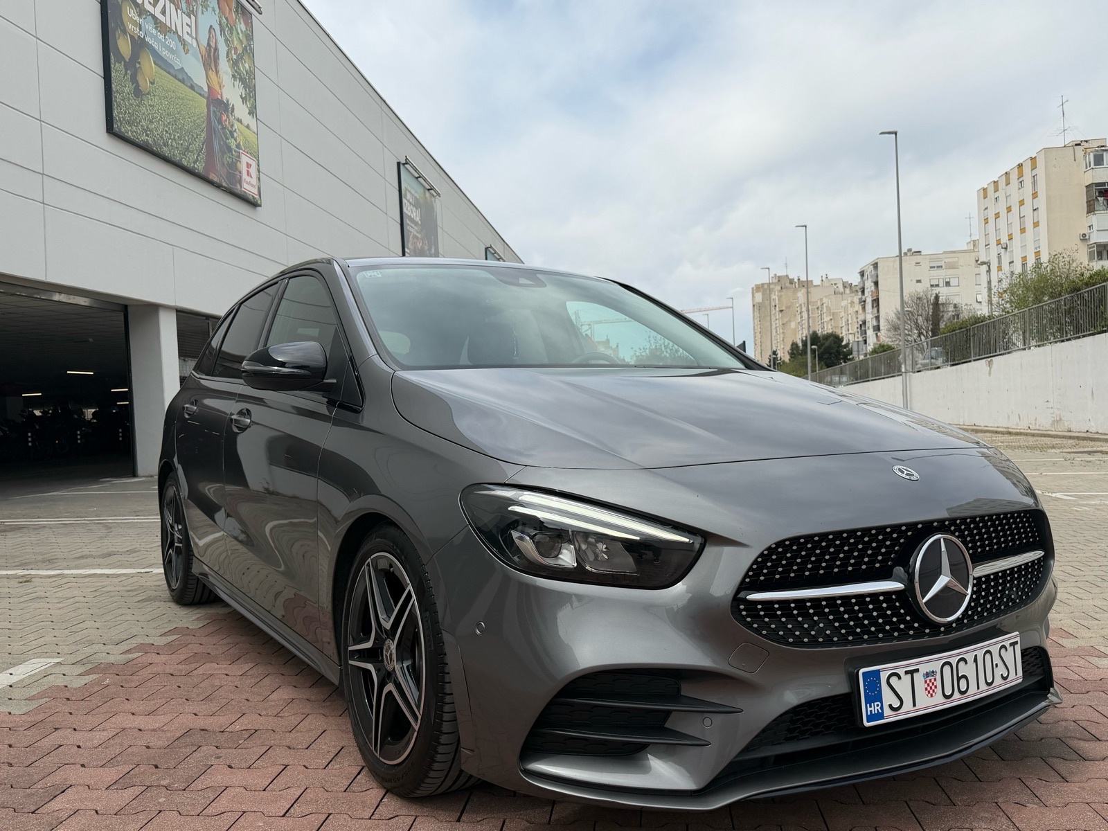 MERCEDES B 200 d FULL AMG ❗️49500 KM ❗️MODEL 2022 g TOP STANJE NOVO, pogled izvana - slika 1