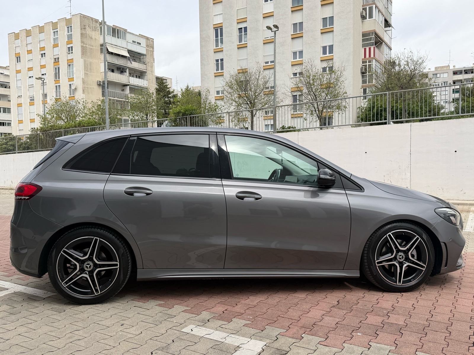 MERCEDES B 200 d FULL AMG ❗️49500 KM ❗️MODEL 2022 g TOP STANJE NOVO, fotografija 6