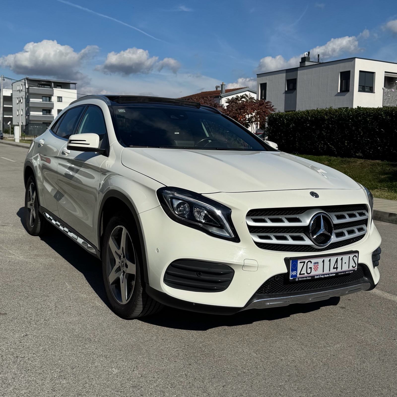 MercedesBenz GLA 220 4matic AMG, fotografija 3