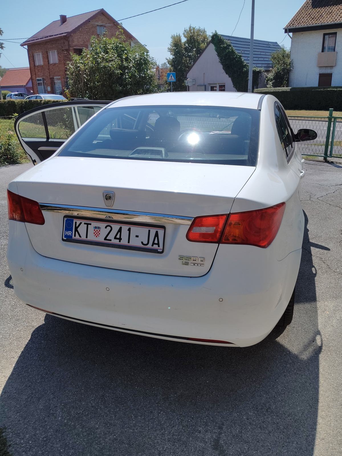 MG 3 350 automatik, fotografija 2