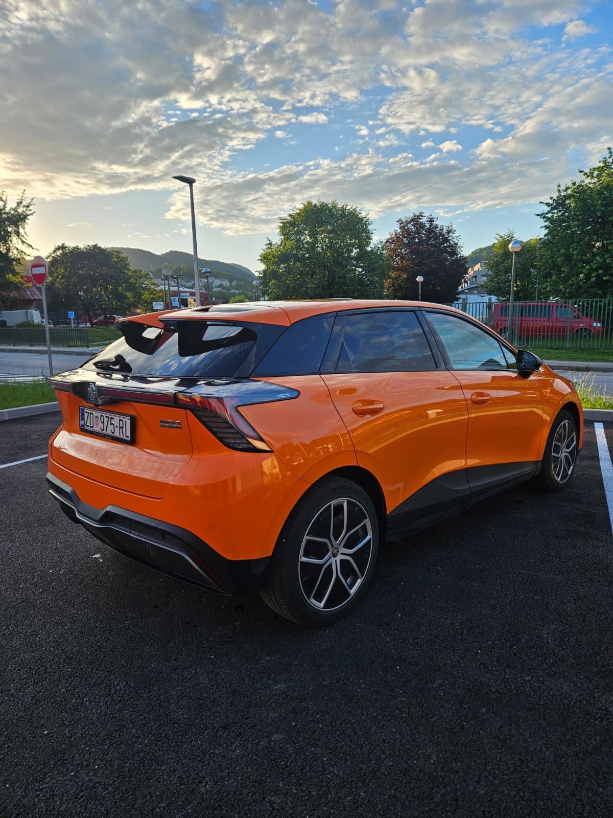 MG 4 Elektro Luxury 64KWh, fotografija 15