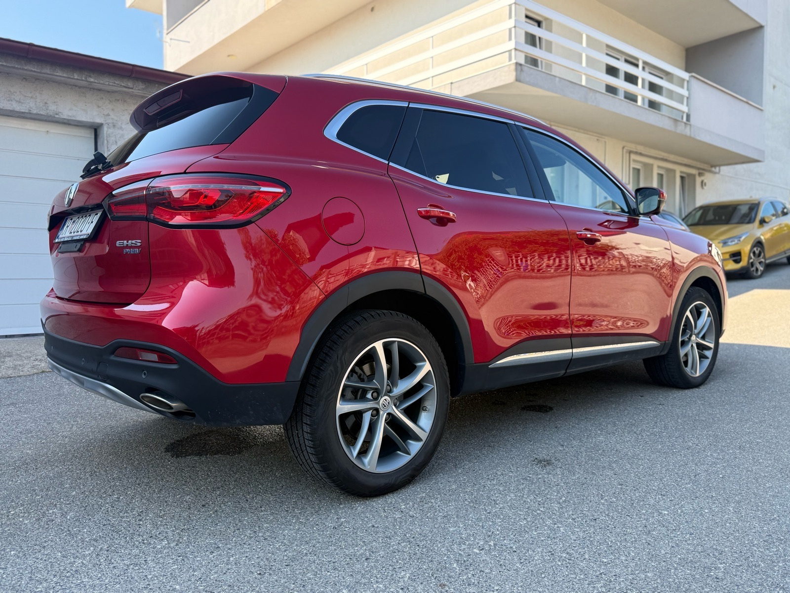 MG EHS 1.5 PHEV Luxury automatik, fotografija 5