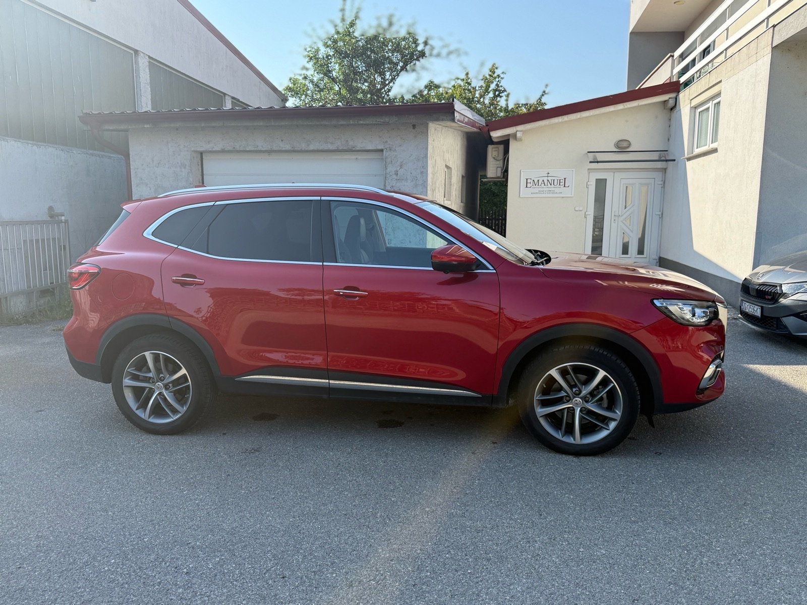 MG EHS 1.5 PHEV Luxury automatik, fotografija 7