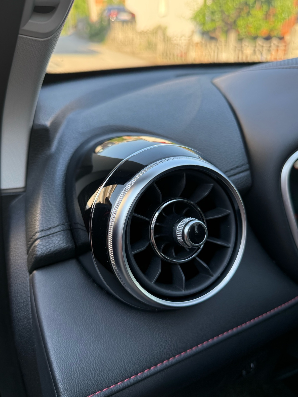MG EHS 1.5 PHEV Luxury automatik, fotografija 13