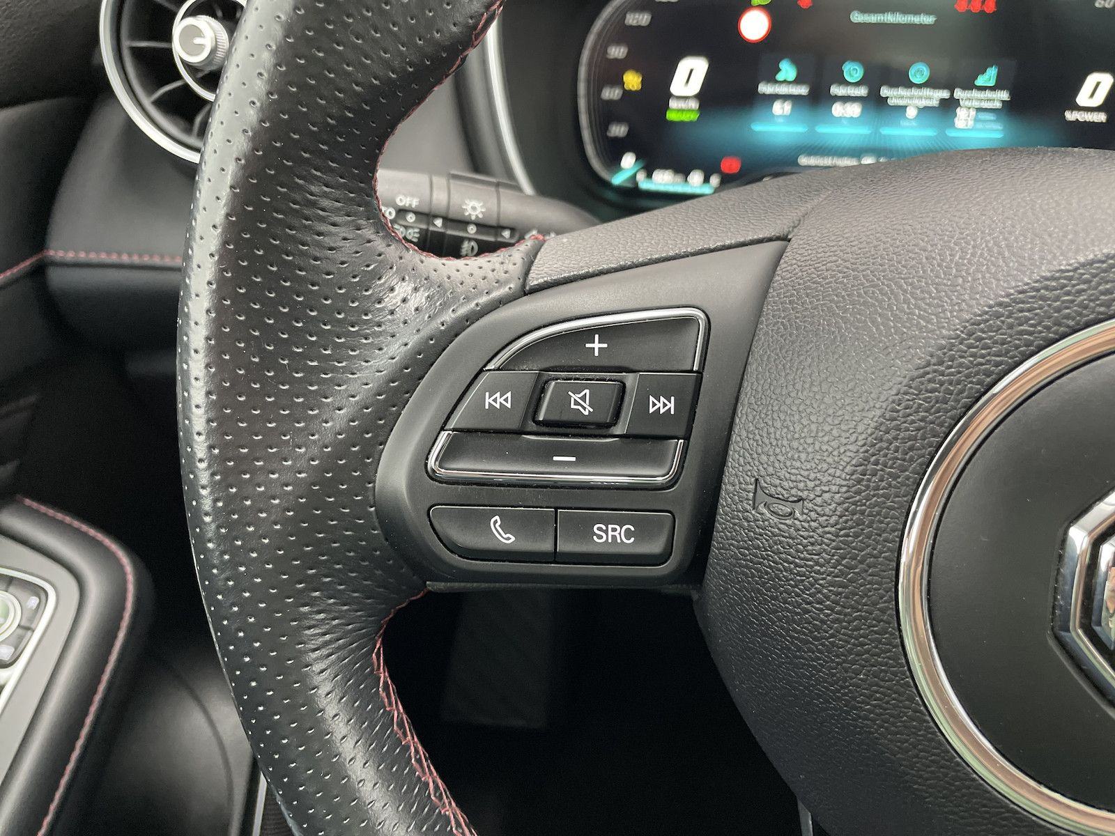 MG EHS LUXURY Plug-in Hybrid PANORAMA ACC KAMERA 360 WLTP 52KM, fotografija 18