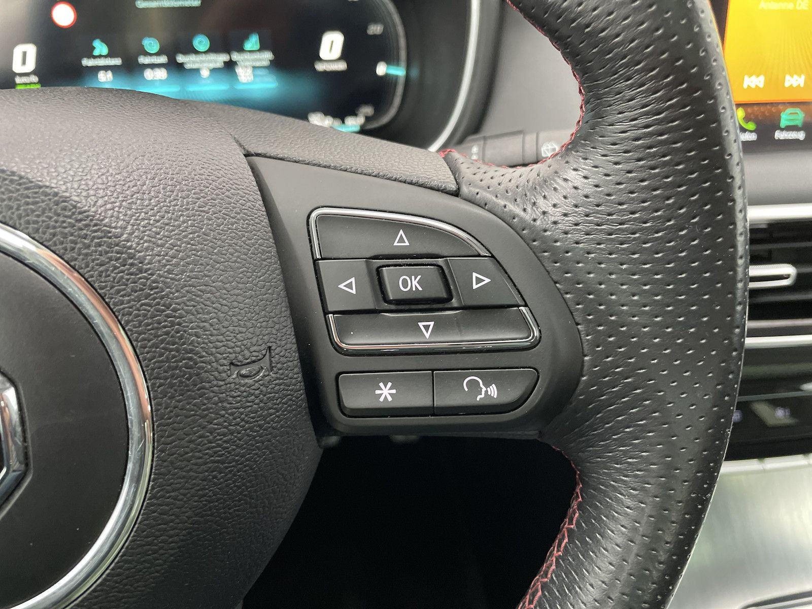 MG EHS LUXURY Plug-in Hybrid PANORAMA ACC KAMERA 360 WLTP 52KM, fotografija 19