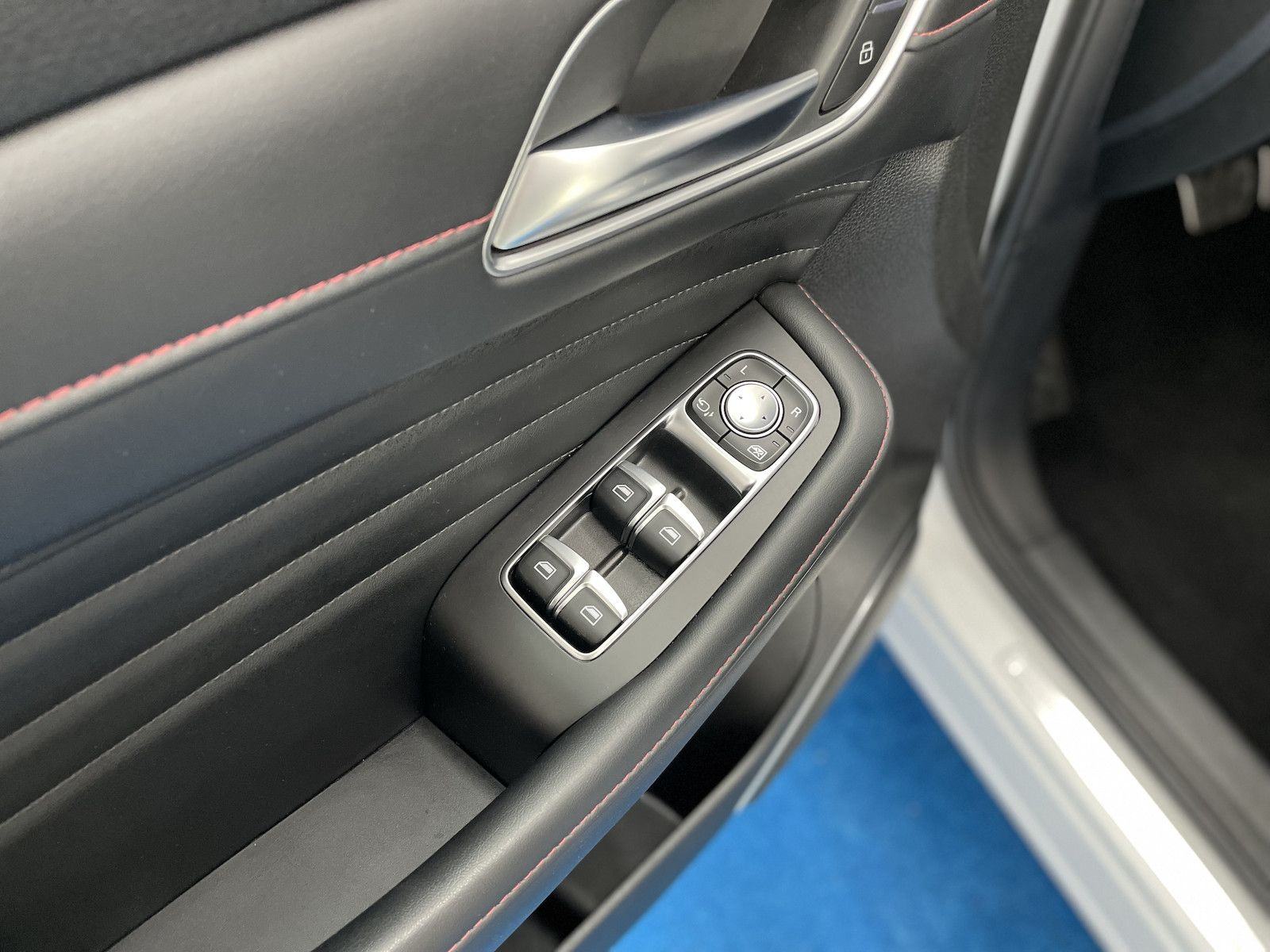 MG EHS LUXURY Plug-in Hybrid PANORAMA ACC KAMERA 360 WLTP 52KM, fotografija 10