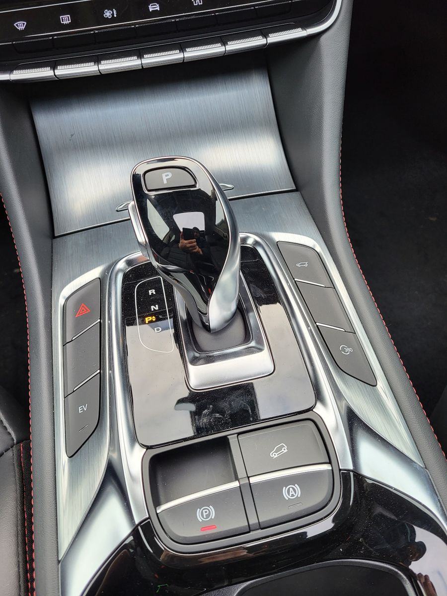 MG EHS Plug-in Hybrid LUXURY PANORAMA ACC KAMERA 360 WLTP 52KM, fotografija 4