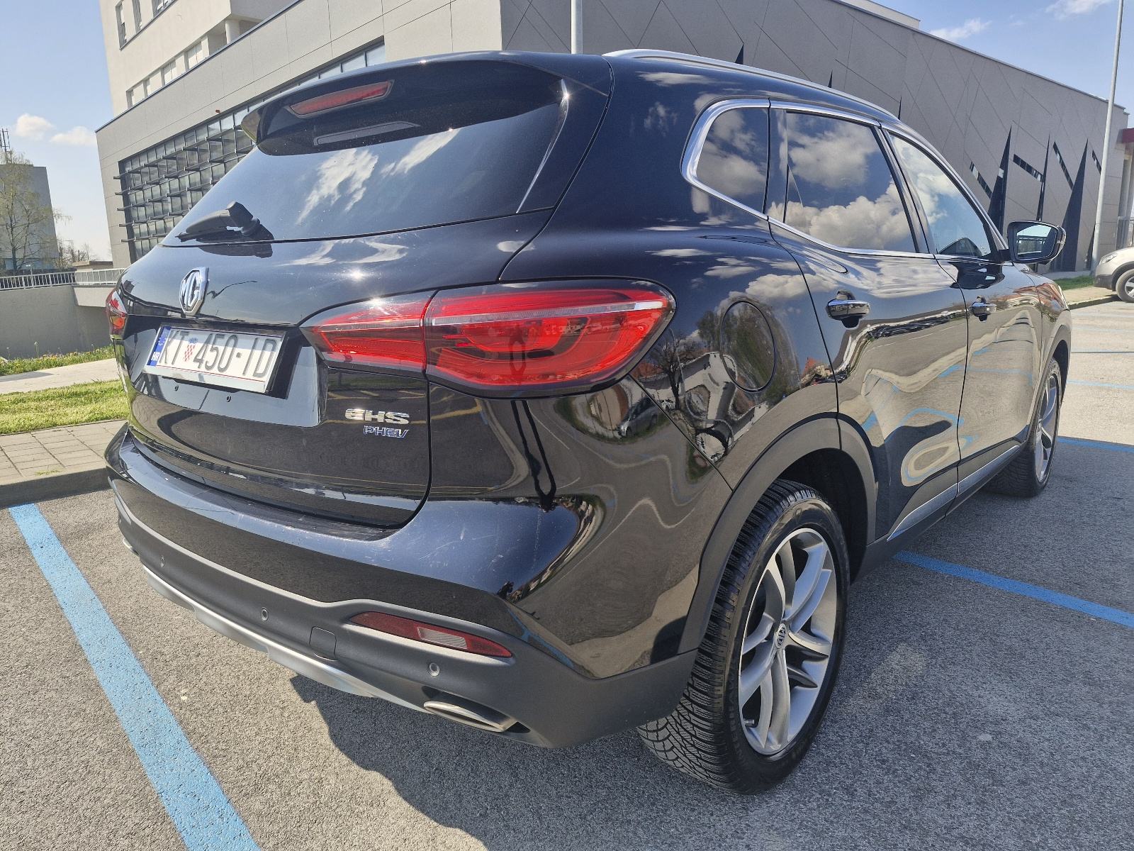 MG EHS PLUG IN,LUXURY PAKET, 34300km, fotografija 5