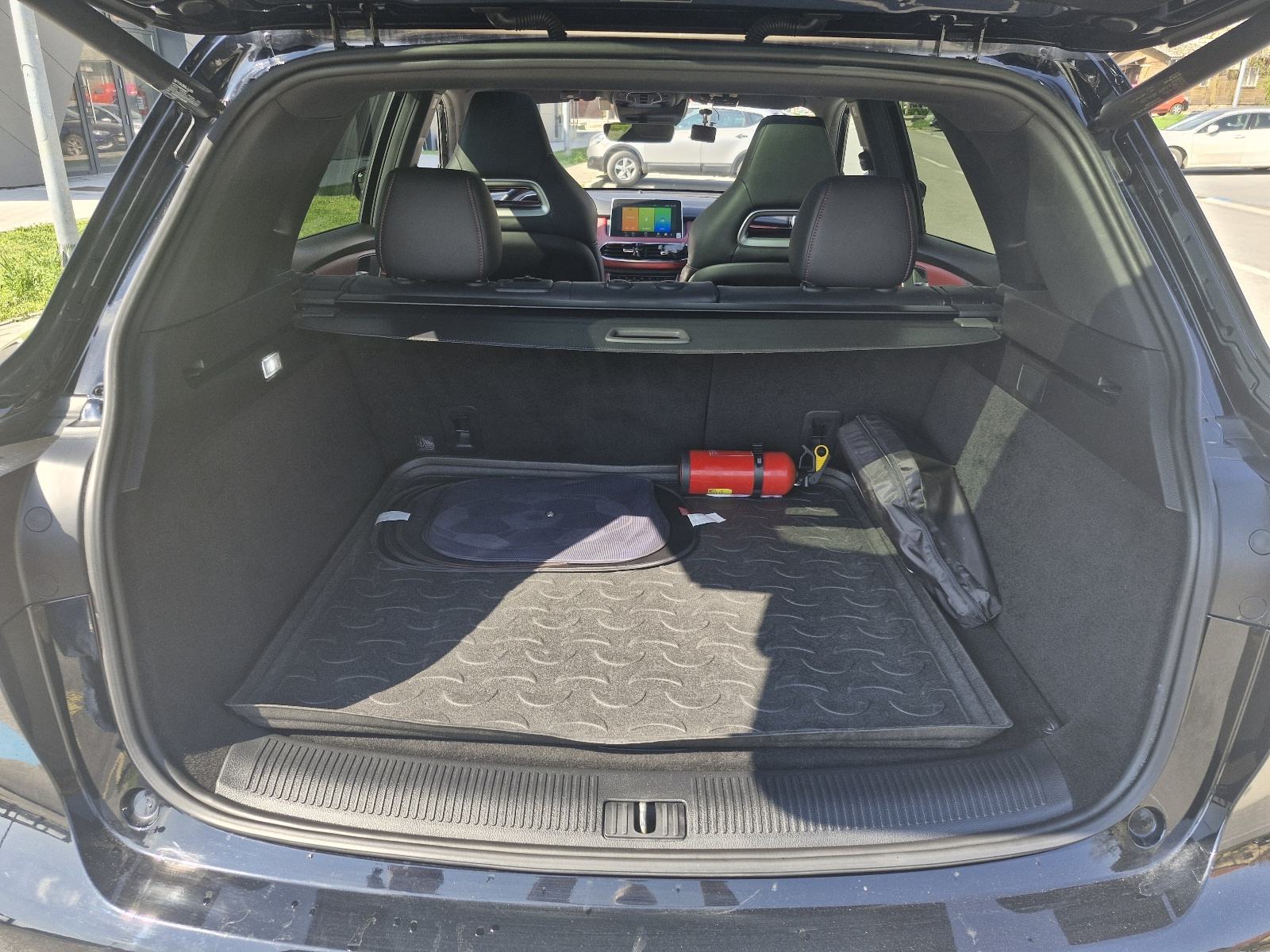 MG EHS PLUG IN,LUXURY PAKET, 34300km, fotografija 17