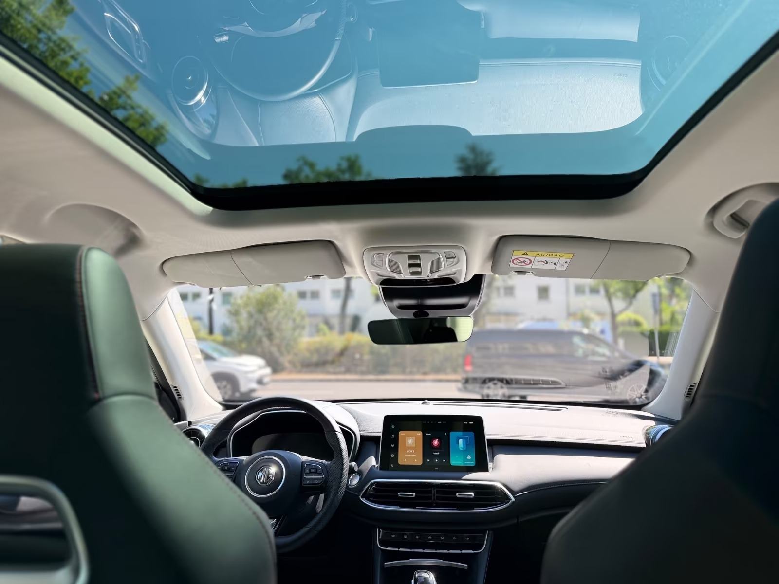 MG HS 1.5 T-GDi DCT automatik LUXURY PANORAMA KAMERA 360 ACC LED, fotografija 13