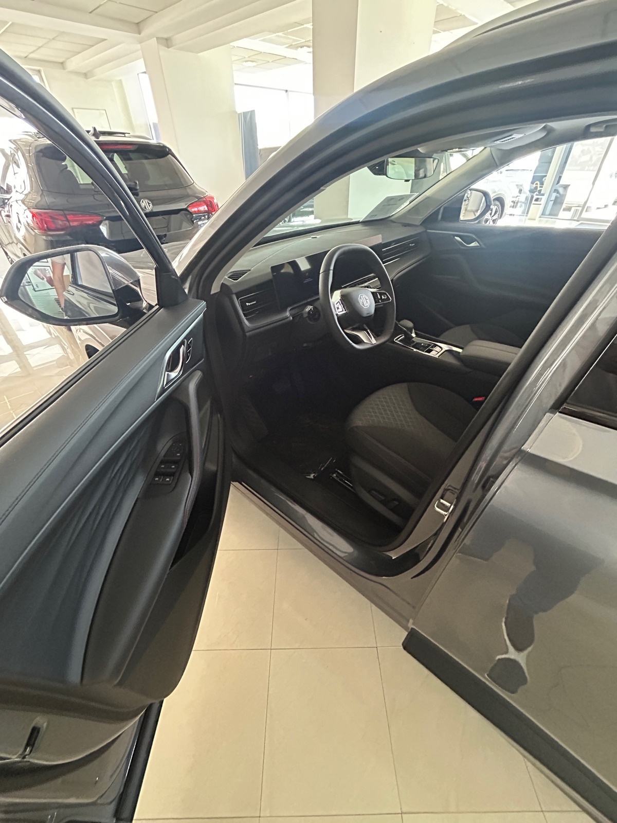 MG HS 1.5T, fotografija 11