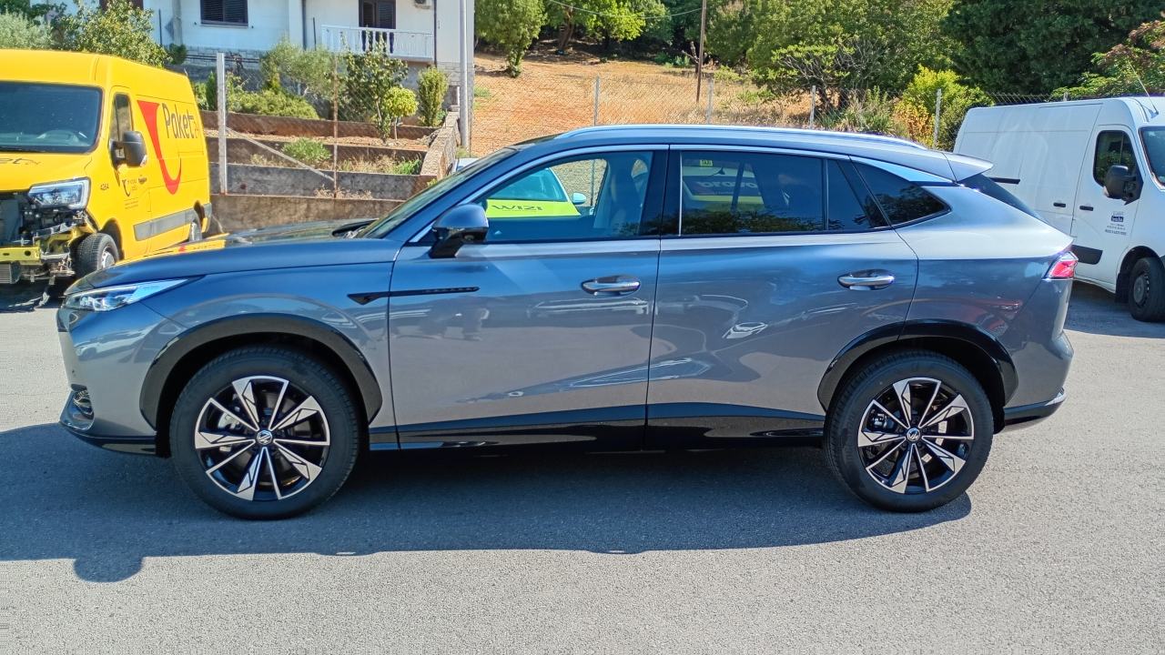 MG HS 1,5T GDI Hybrid+ Luxury, fotografija 4