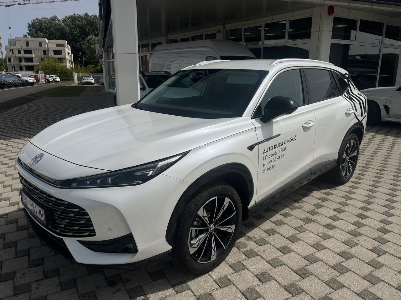 MG HS 1,5T GDI Hybrid+ Luxury