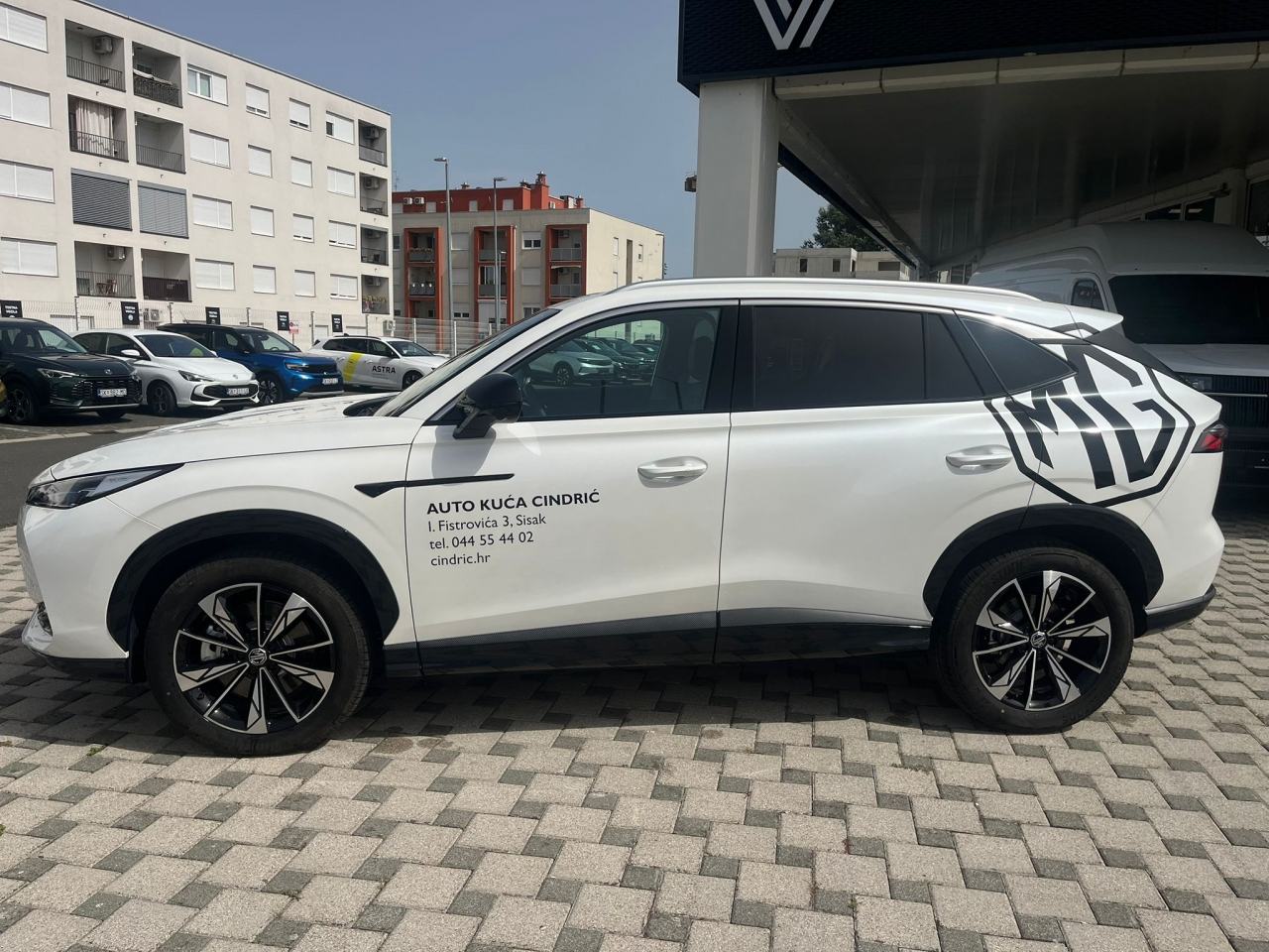 MG HS 1,5T GDI Hybrid+ Luxury, fotografija 4